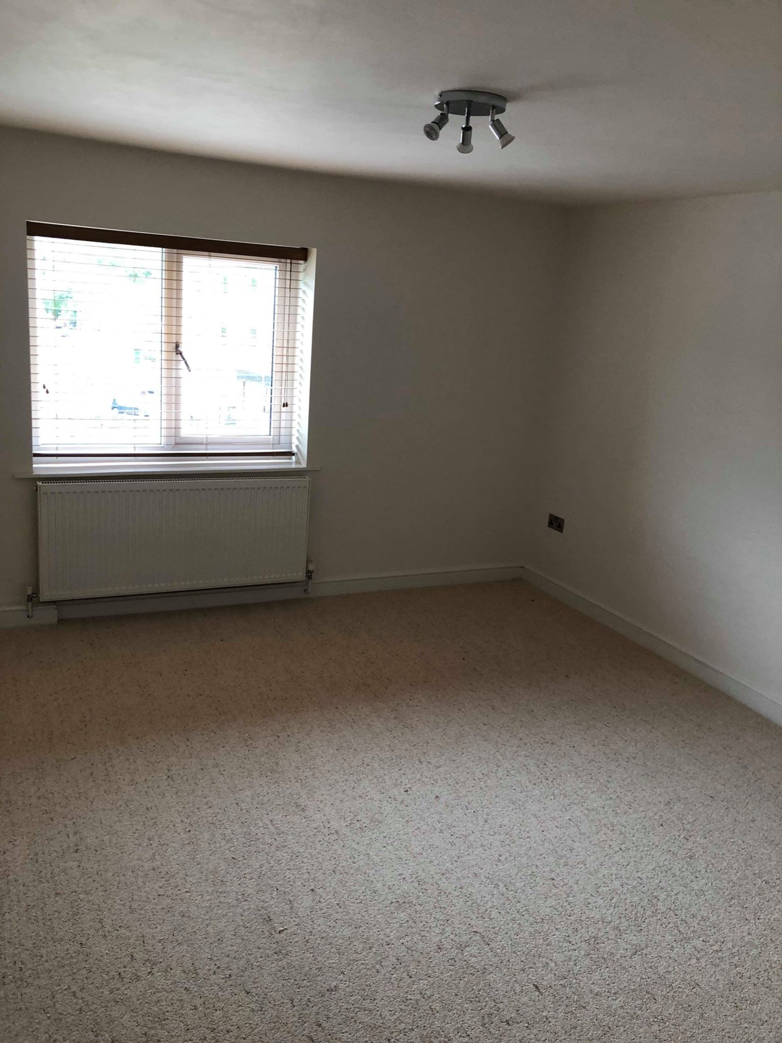 Apartment 3 The Oakes, Holmfirth, HD9 3TX