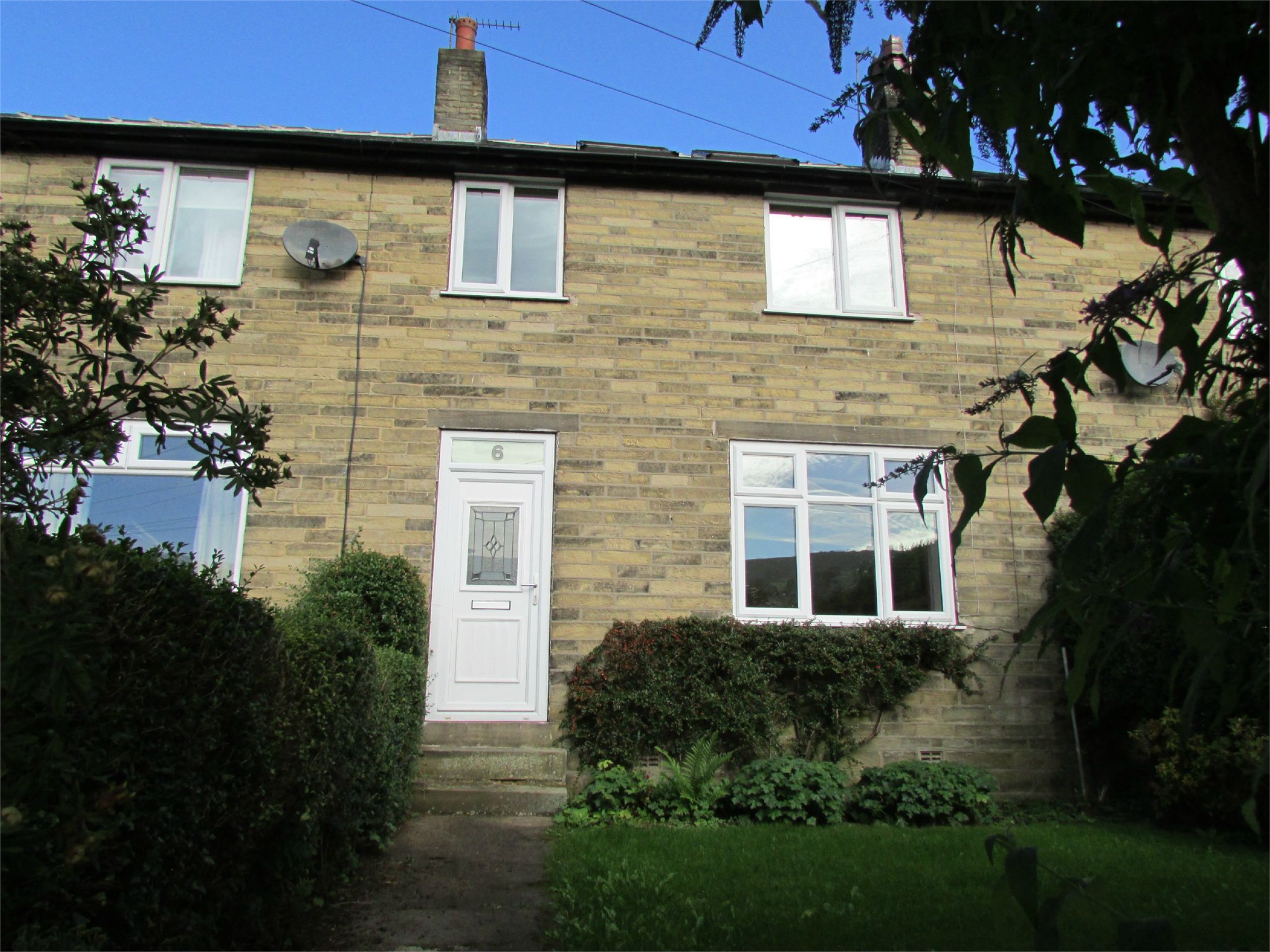 6 Fairfields Road, Hinchliffe Mill, Holmfirth, HD9 2NP