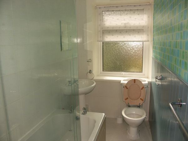 26 Meltham Mills Road, Holmfirth