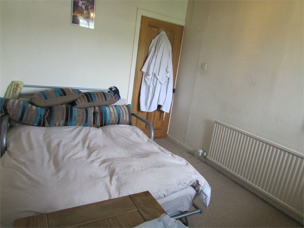 55 Underbank Old Road, Holmfirth, HD9 1AS