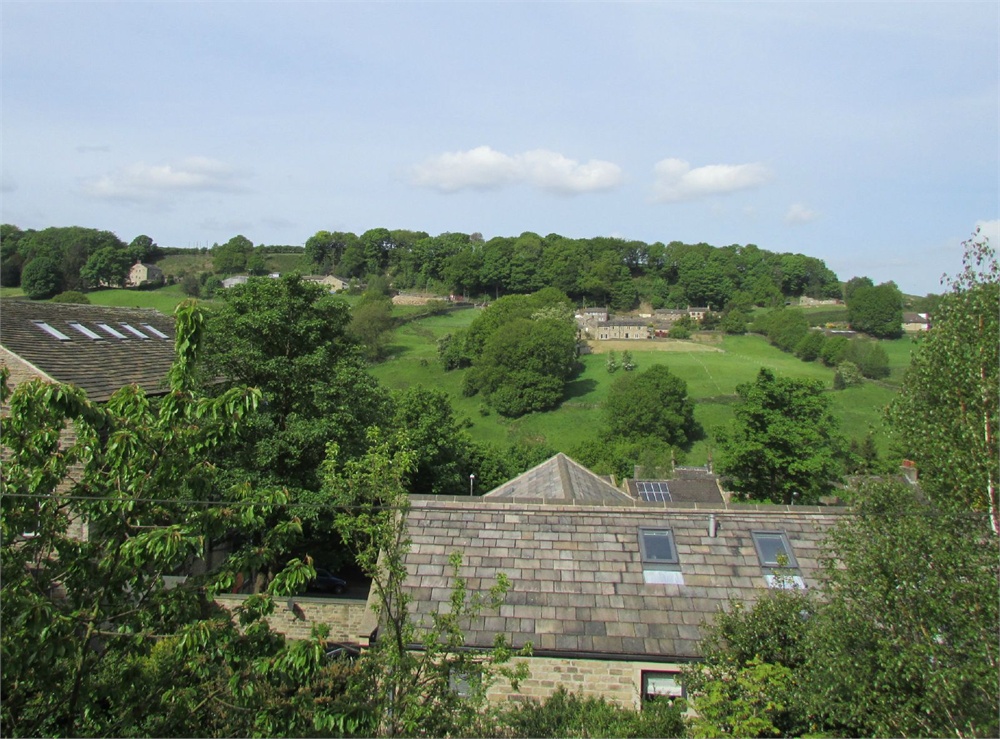 55 Underbank Old Road, Holmfirth, HD9 1AS
