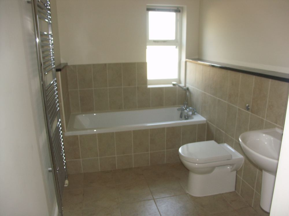 Apt 7 The Oaks, Huddersfield Road, Thongsbridge, Holmfirth HD9