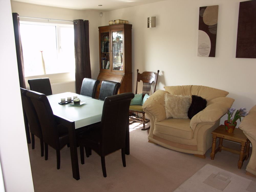 108 Ridings Field, Brockholes, HD9 7BG