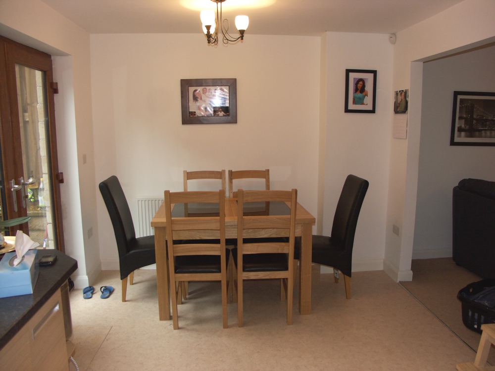 5 Thistle Heights, Huddersfield, HD8 0GN