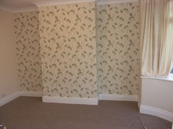127 Meltham Road, Huddersfield HD4 7BG
