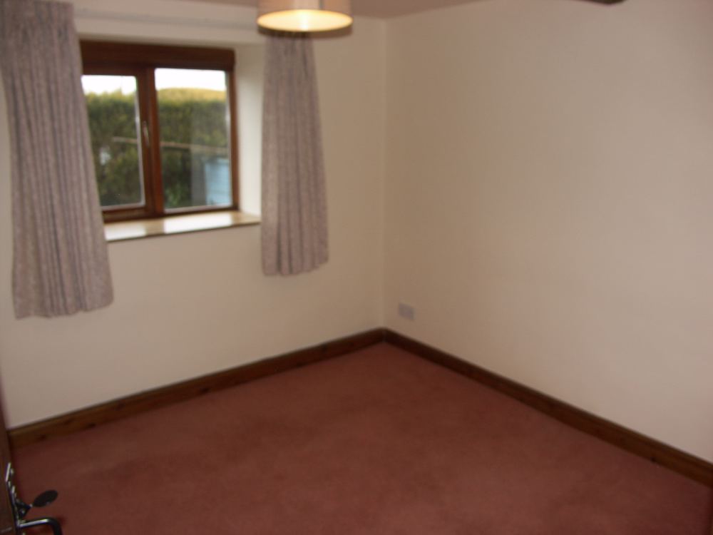 22 St Georges Road, Scholes, Holmfirth, HD9 1UQ