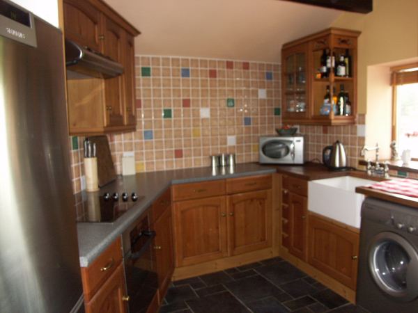 271 Dunford Road, Holmfirth, HD9 2RR