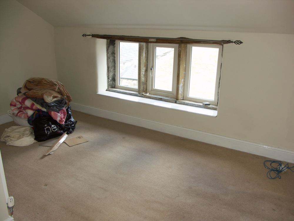1 Outlane, Netherthong, Holmfirth, HD9 3EQ