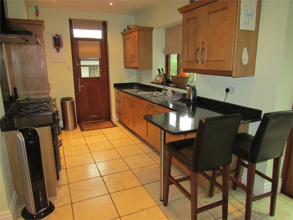 41 New Road, Netherthong, Holmfirth, HD9 3XX