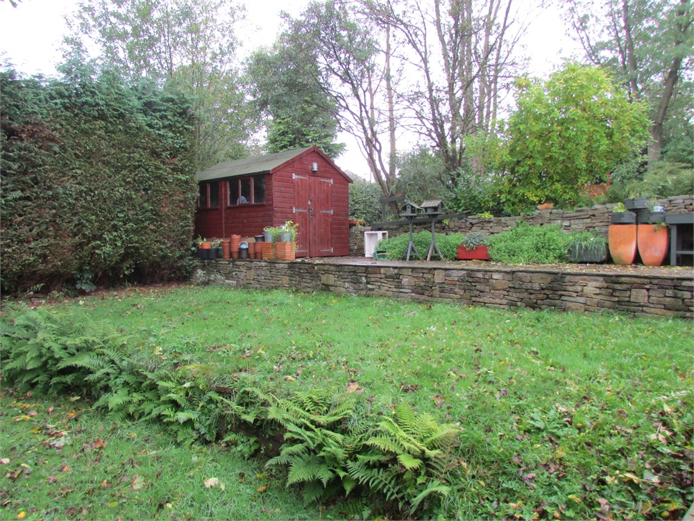41 New Road, Netherthong, Holmfirth, HD9 3XX