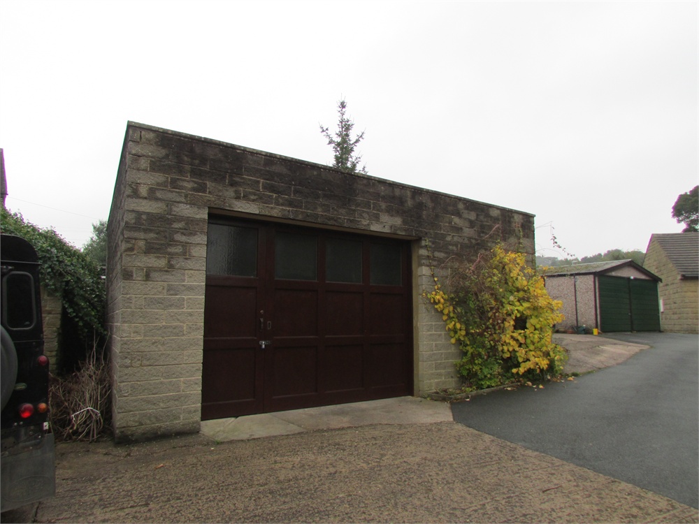 41 New Road, Netherthong, Holmfirth, HD9 3XX