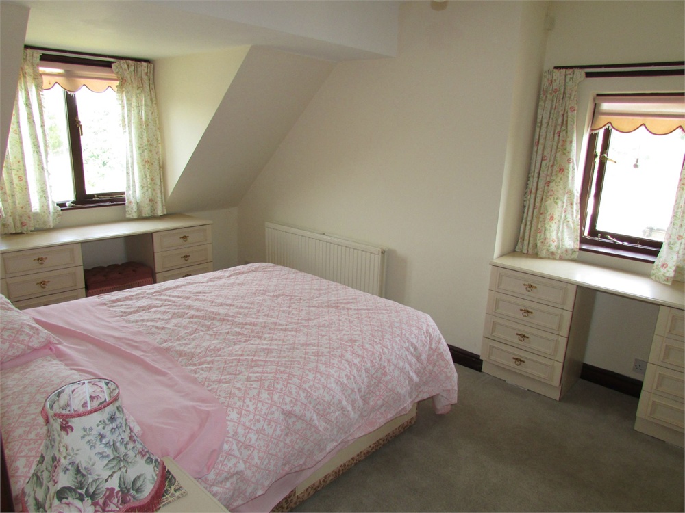 5a Greenway, Honley, Holmfirth, HD9 6NQ