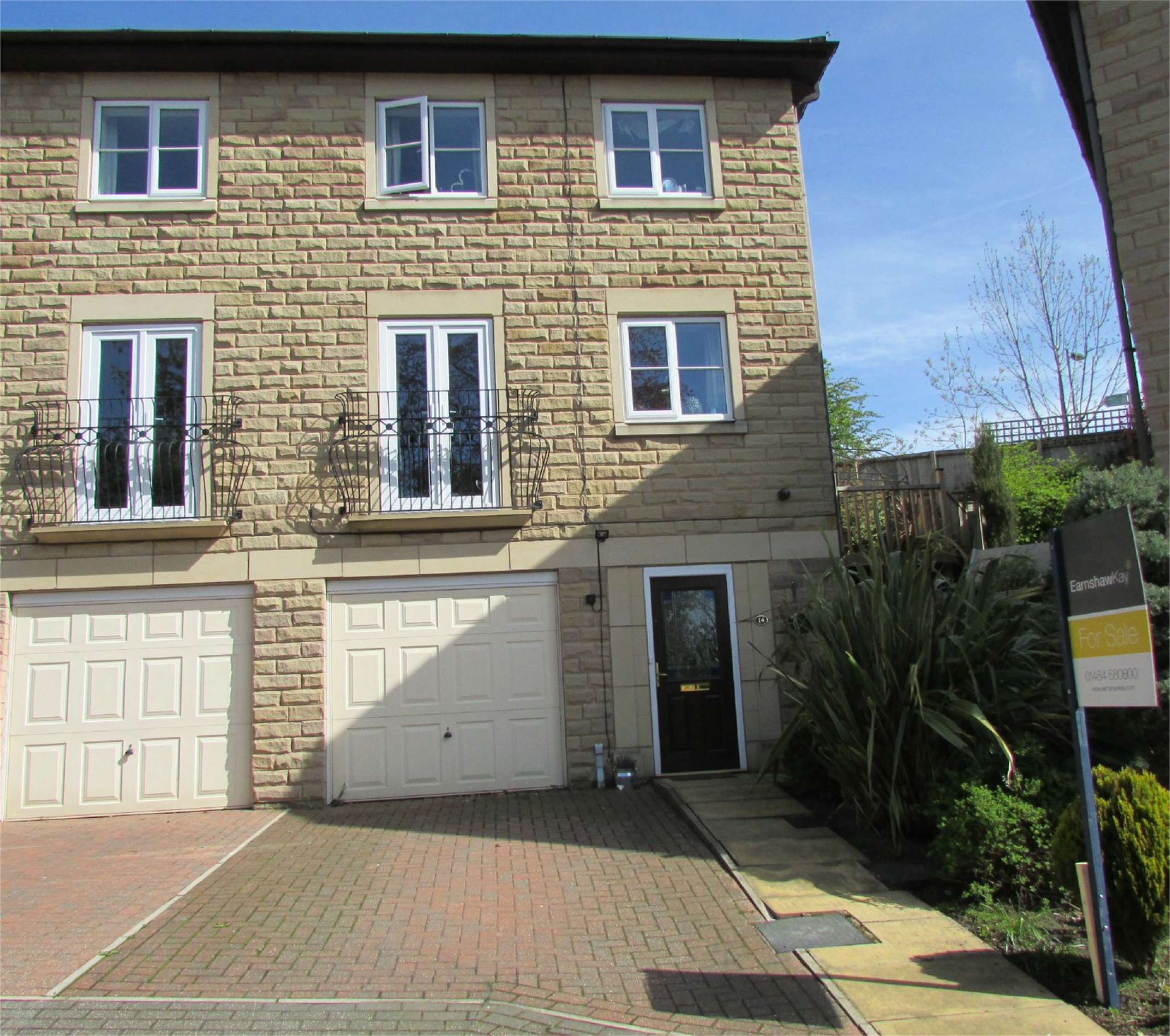14 Lower Royd, Holmfirth
