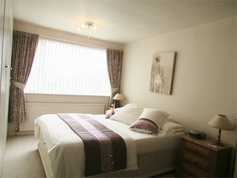 1 Rydal Drive, Huddersfield