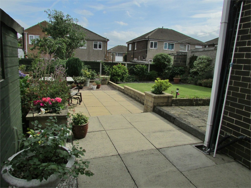 1 Rydal Drive, Huddersfield