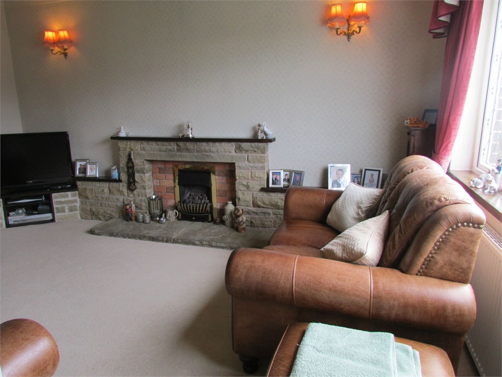 1 Rydal Drive, Huddersfield