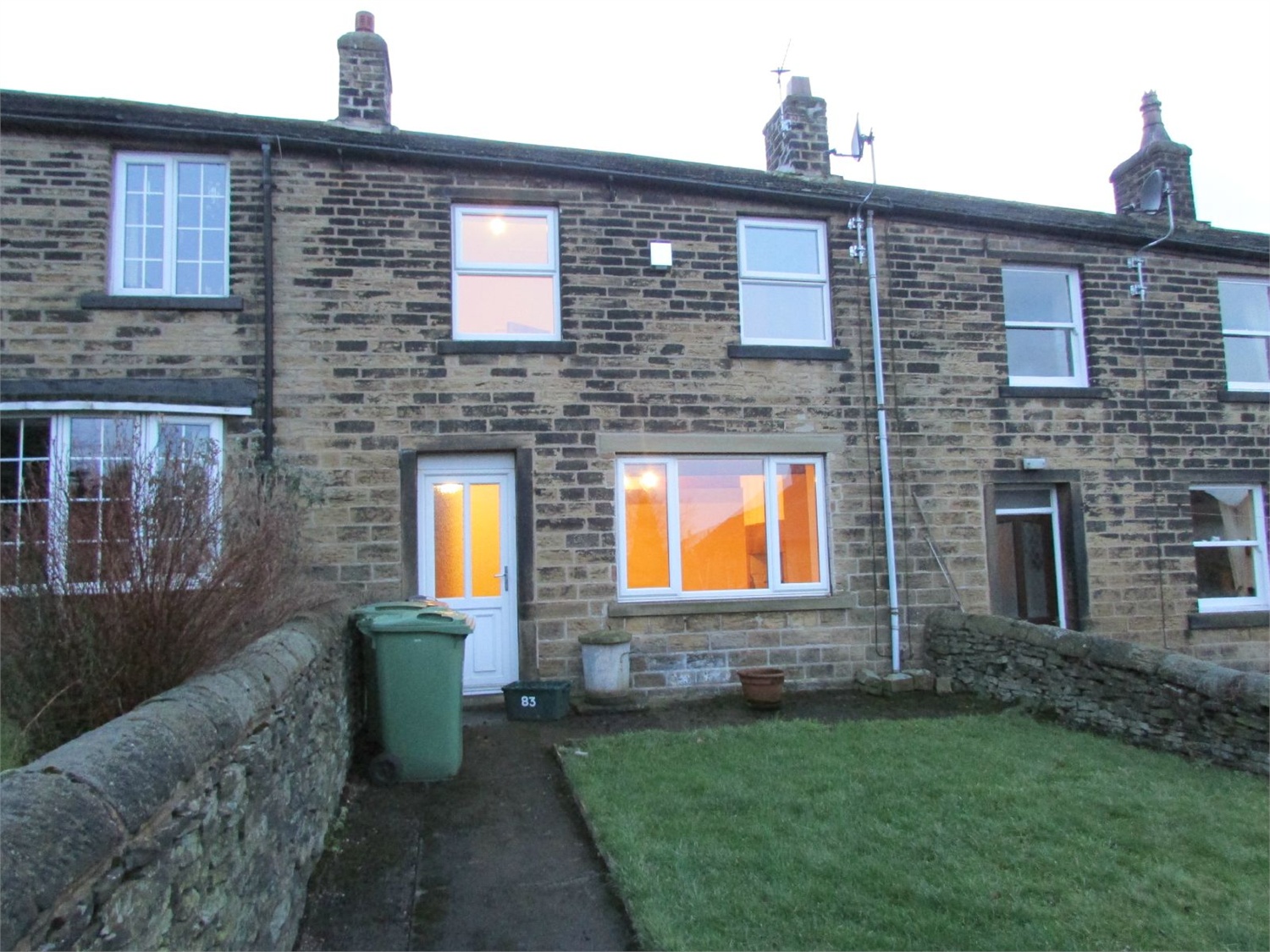 83 Lane Head Road, Shepley