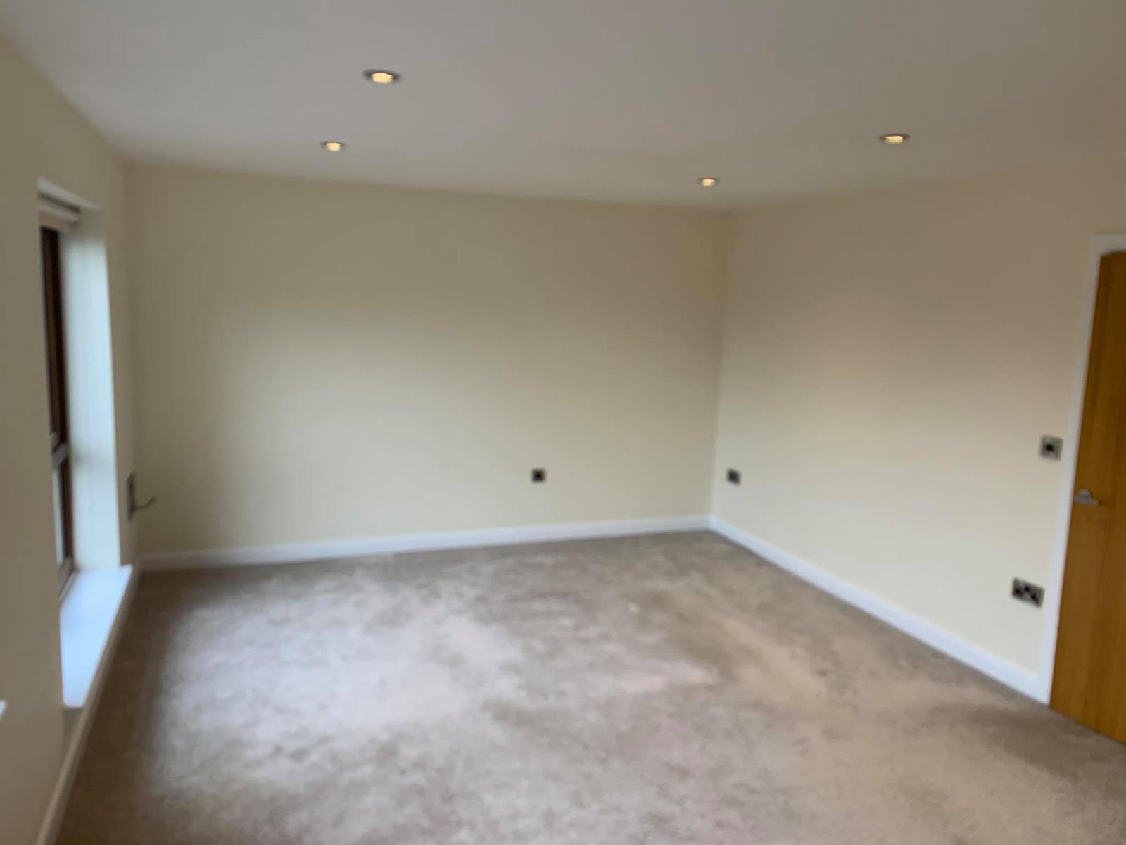 24A Victoria Mills, Holmfirth, HD9 2TP