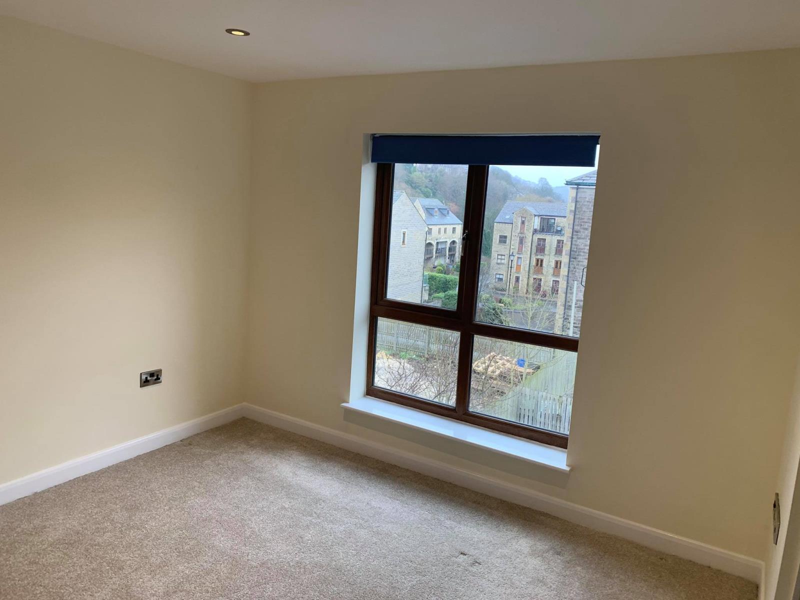 24A Victoria Mills, Holmfirth, HD9 2TP