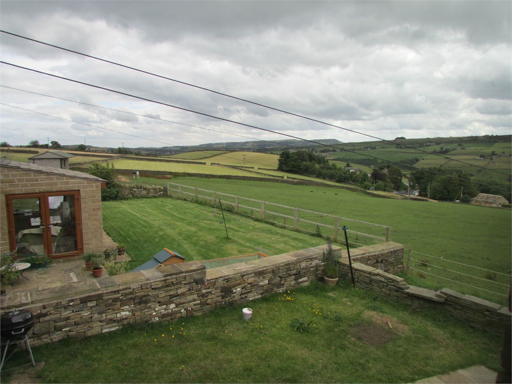 Carr Green Barn, Carr Lane, Holmbridge HD9 2AT