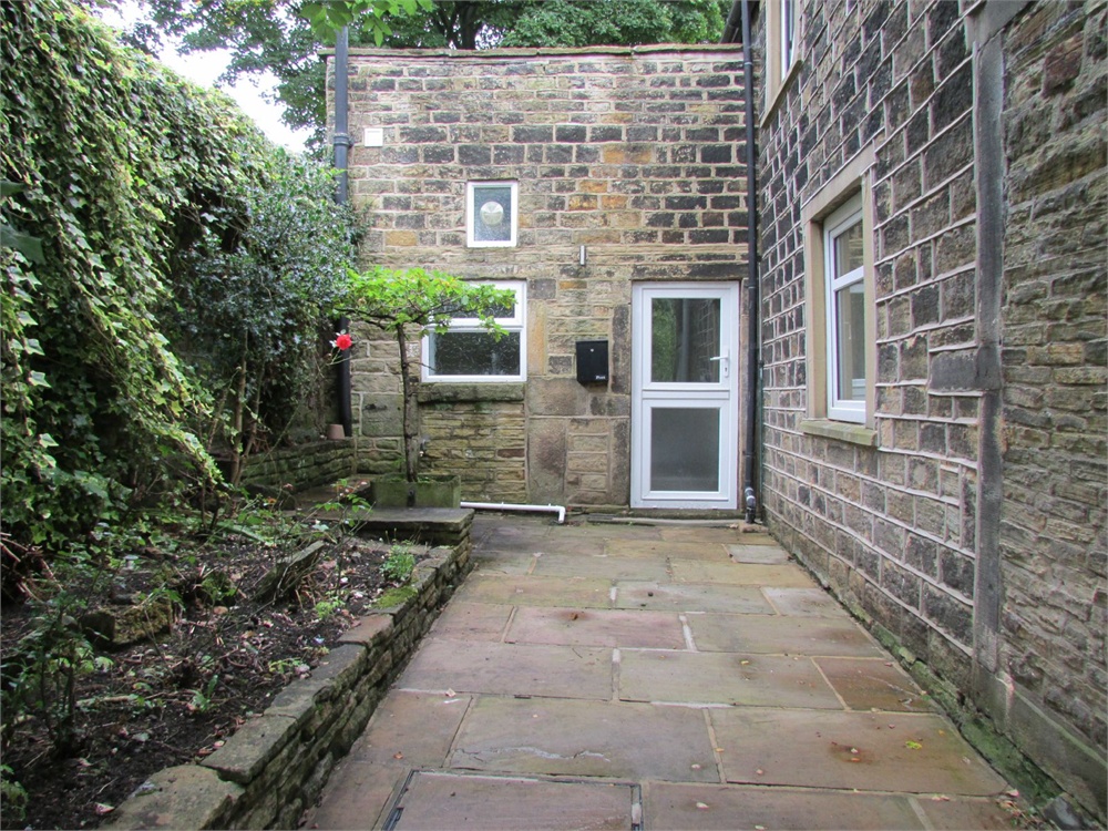 120 Lower Town End Road, Wooldale, Holmfirth, HD9 1QX