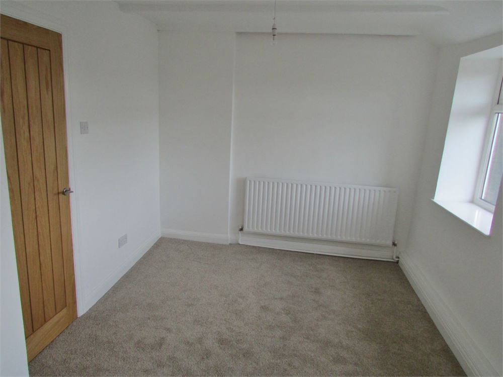 120 Lower Town End Road, Wooldale, Holmfirth, HD9 1QX