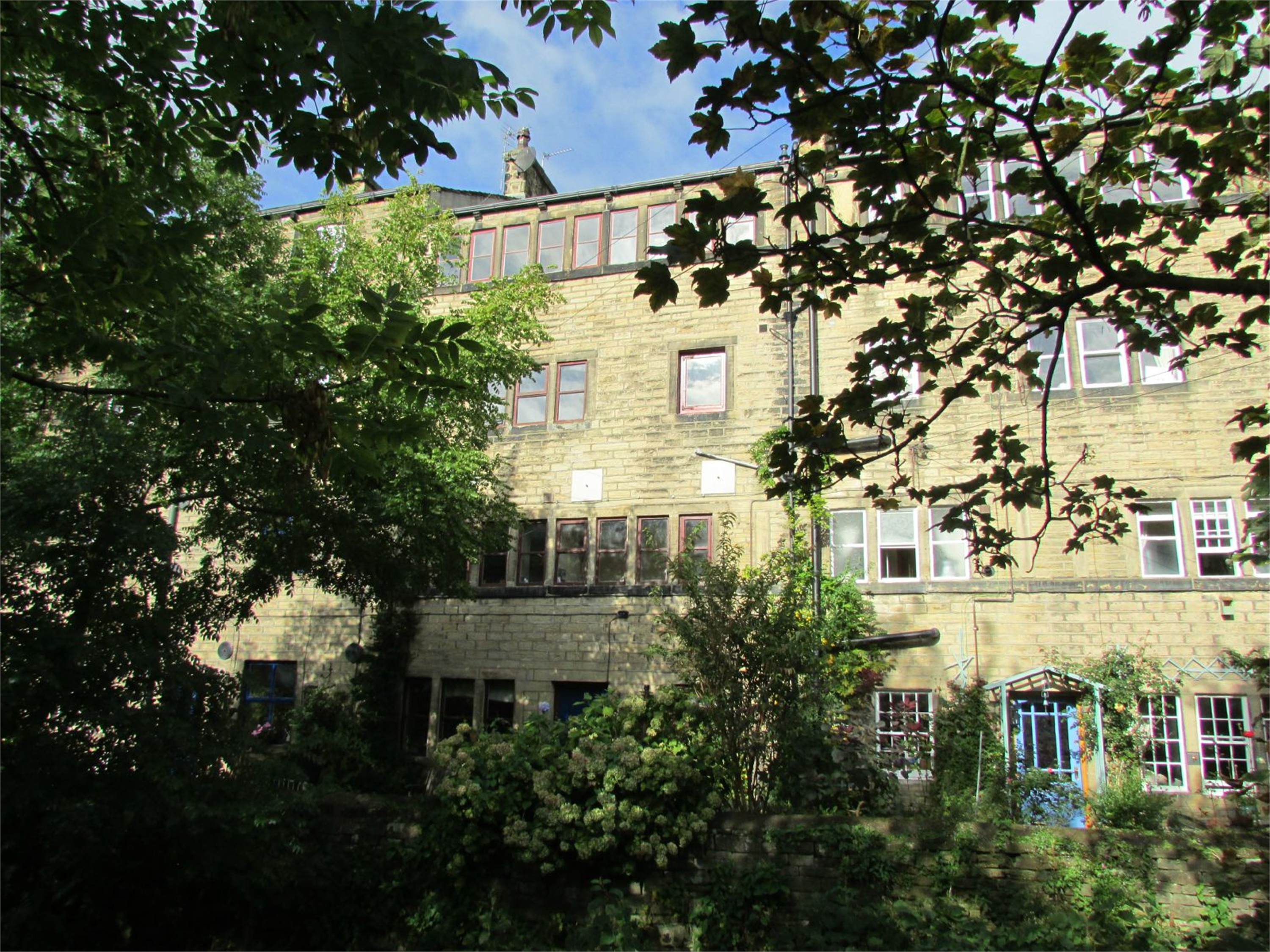 Huddersfield Road,