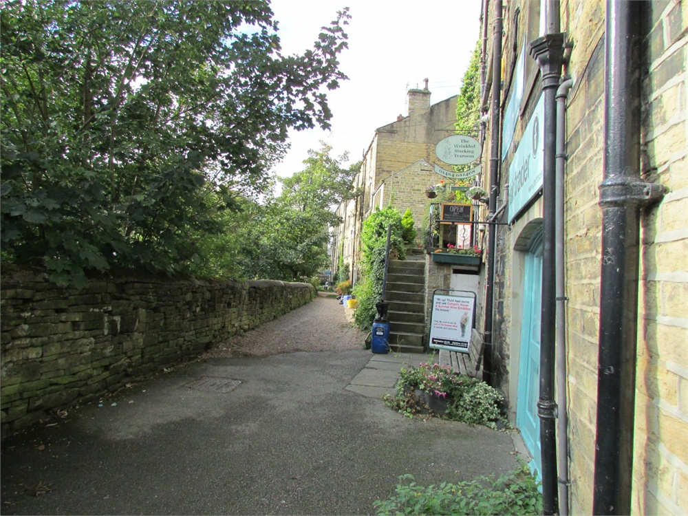 Huddersfield Road,