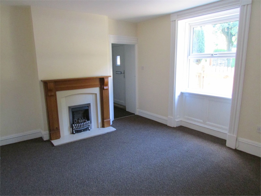 Sude Hill Cottage, Penistone Road, New Mill, HD9 7BT