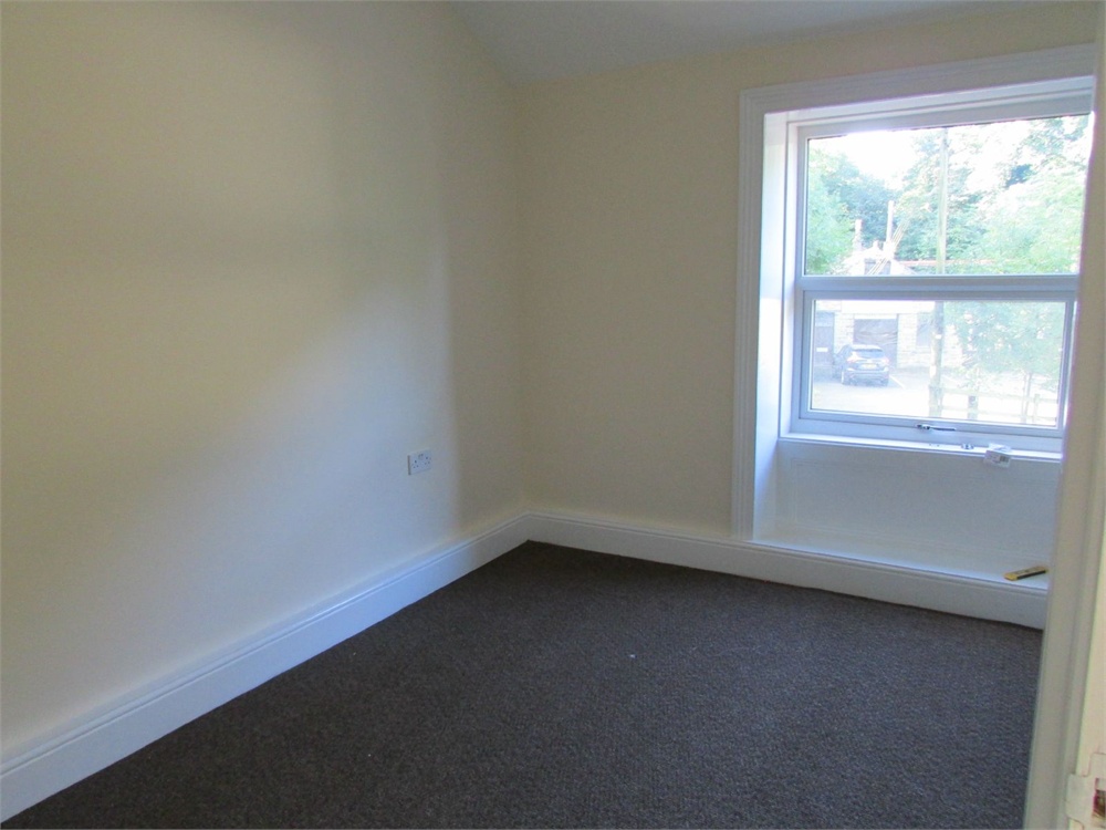 Sude Hill Cottage, Penistone Road, New Mill, HD9 7BT