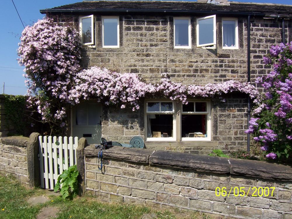 44 Upper Oldfield, Honley, HD9 6RL