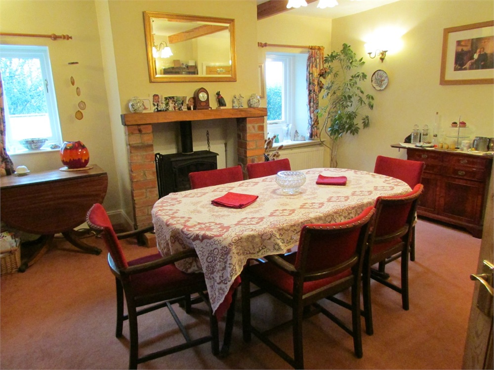 2 Timinets, Honley