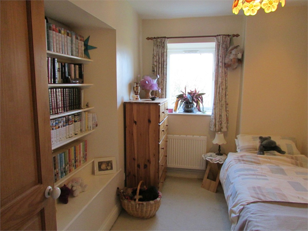 2 Timinets, Honley