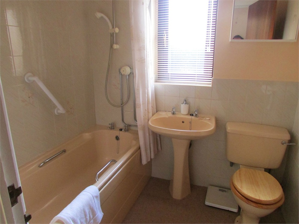 14 Mile End, Meltham