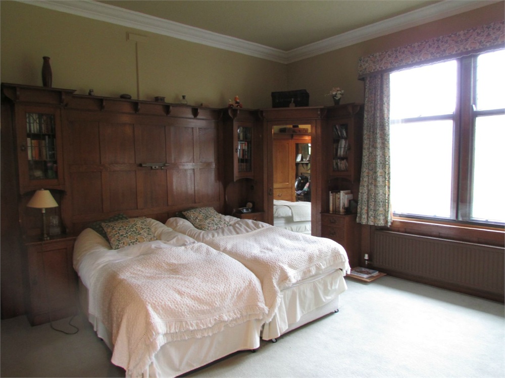 Far Bank House, 62 Far Banks, Honley HD9 6NW