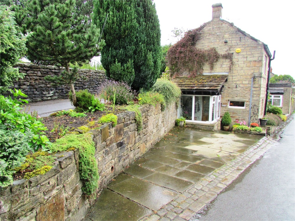 90-92 Totties Lane, Holmfirth HD9 1UJ