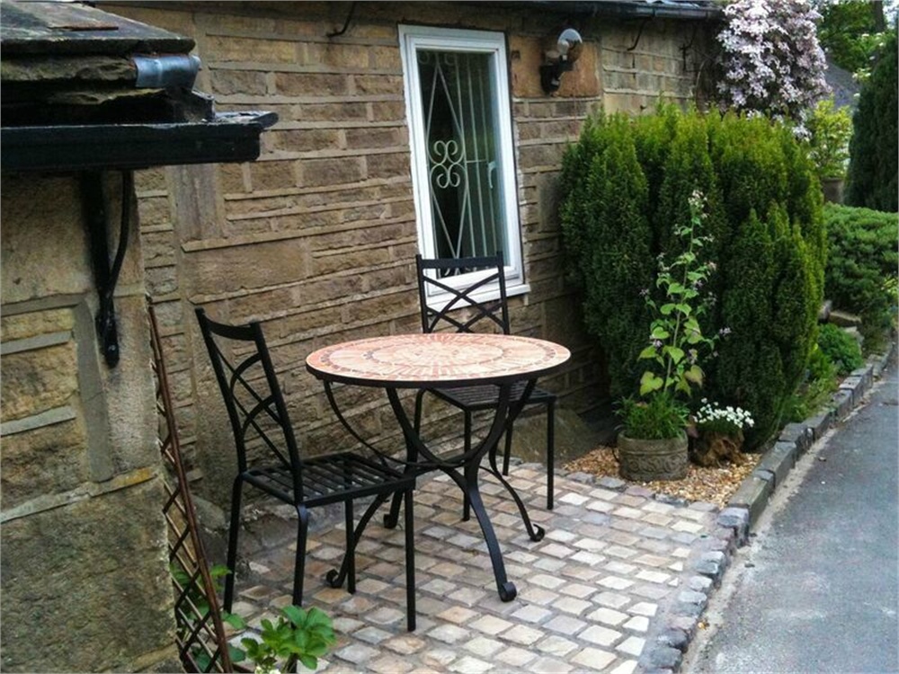 90-92 Totties Lane, Holmfirth HD9 1UJ