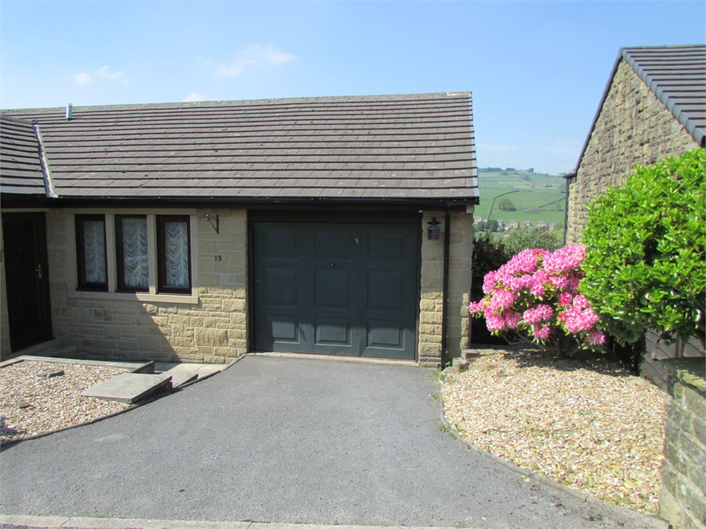 Beaufield, Acre Lane, Holmbridge HD9 2PN