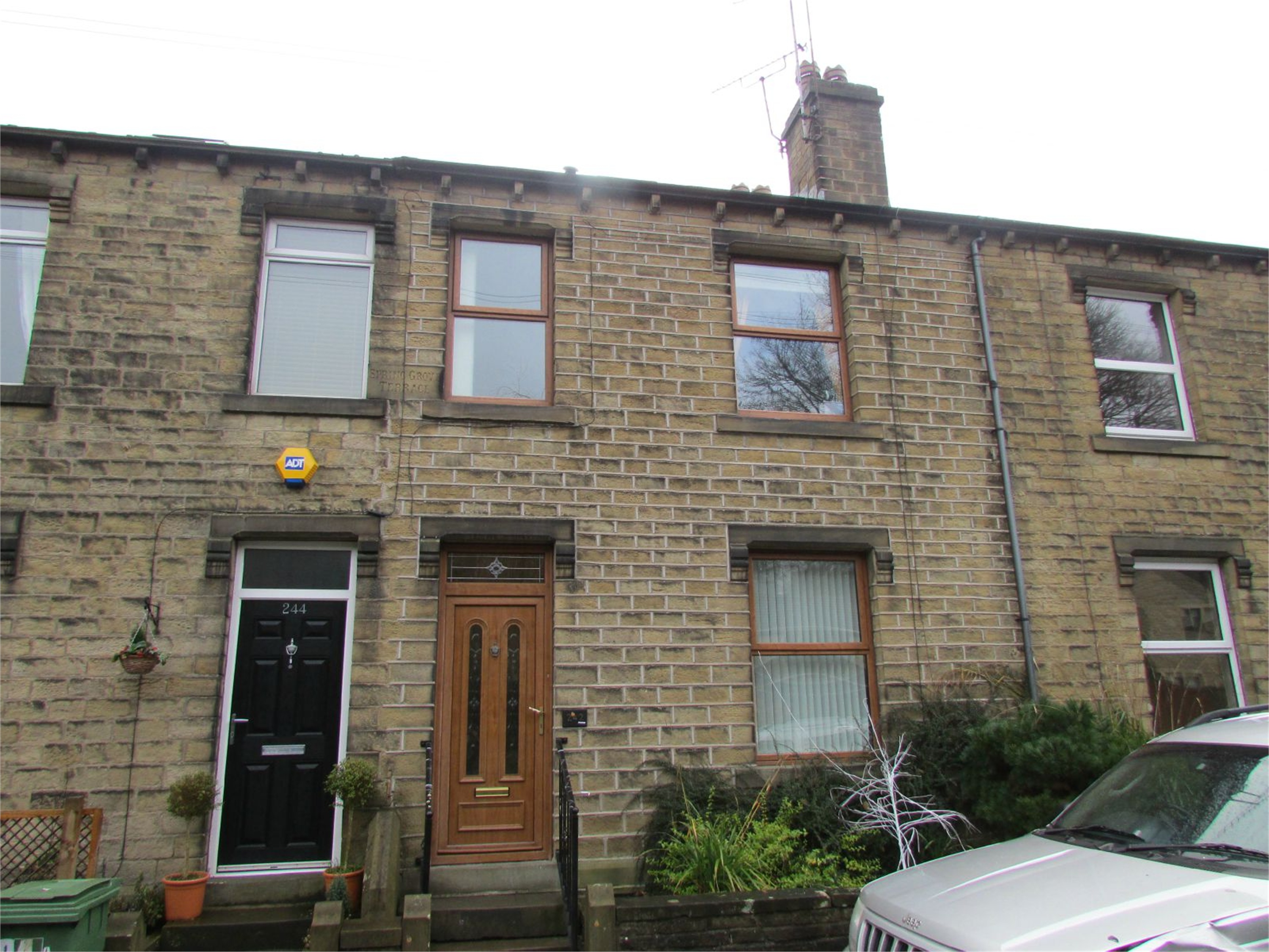242 Huddersfield Road, Holmfirth, HD9 3TT