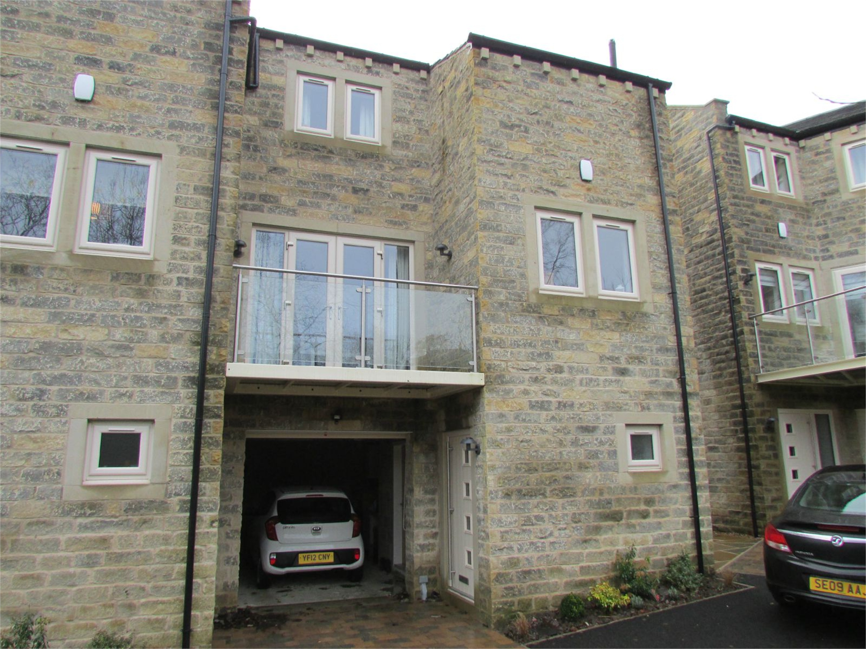 220 Woodhead Road, Holmbridge, Holmfirth