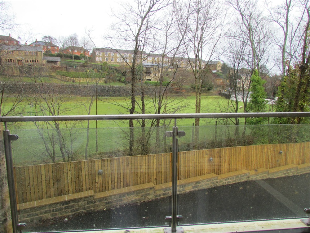 220 Woodhead Road, Holmbridge, Holmfirth
