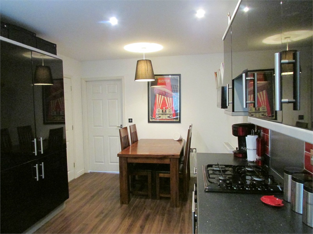 20 Woodland View, Holmfirth