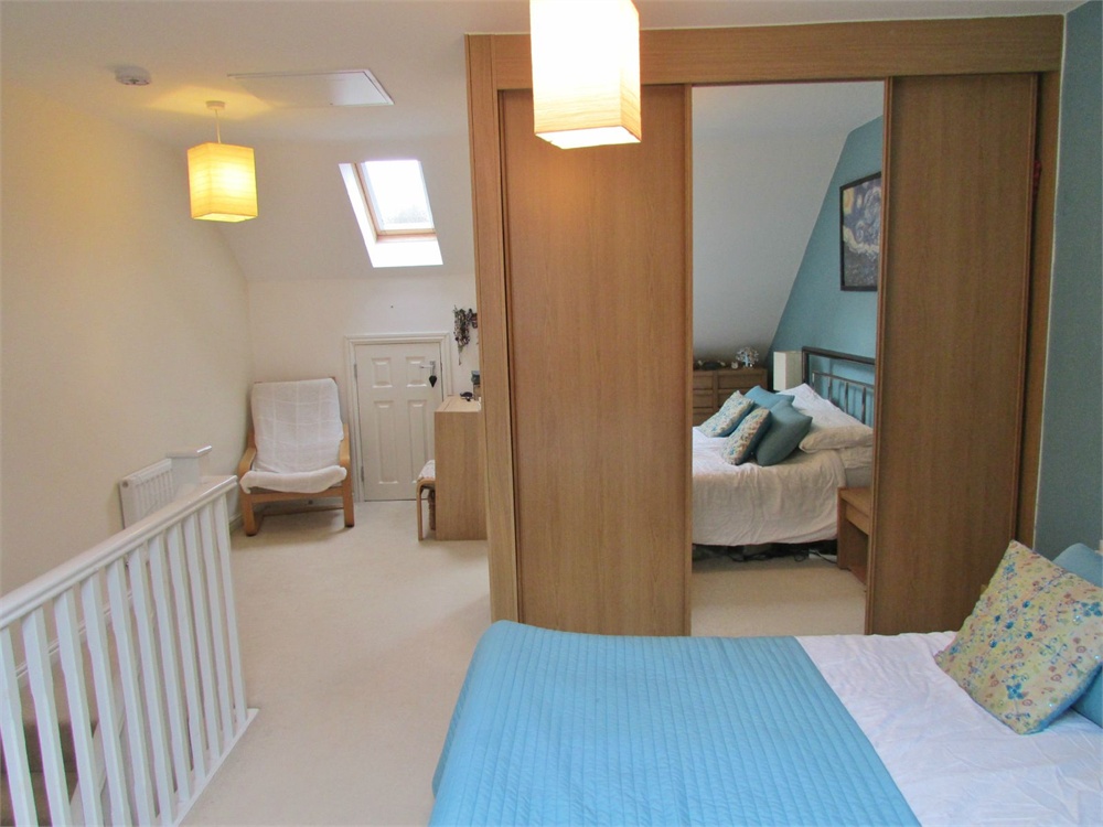20 Woodland View, Holmfirth