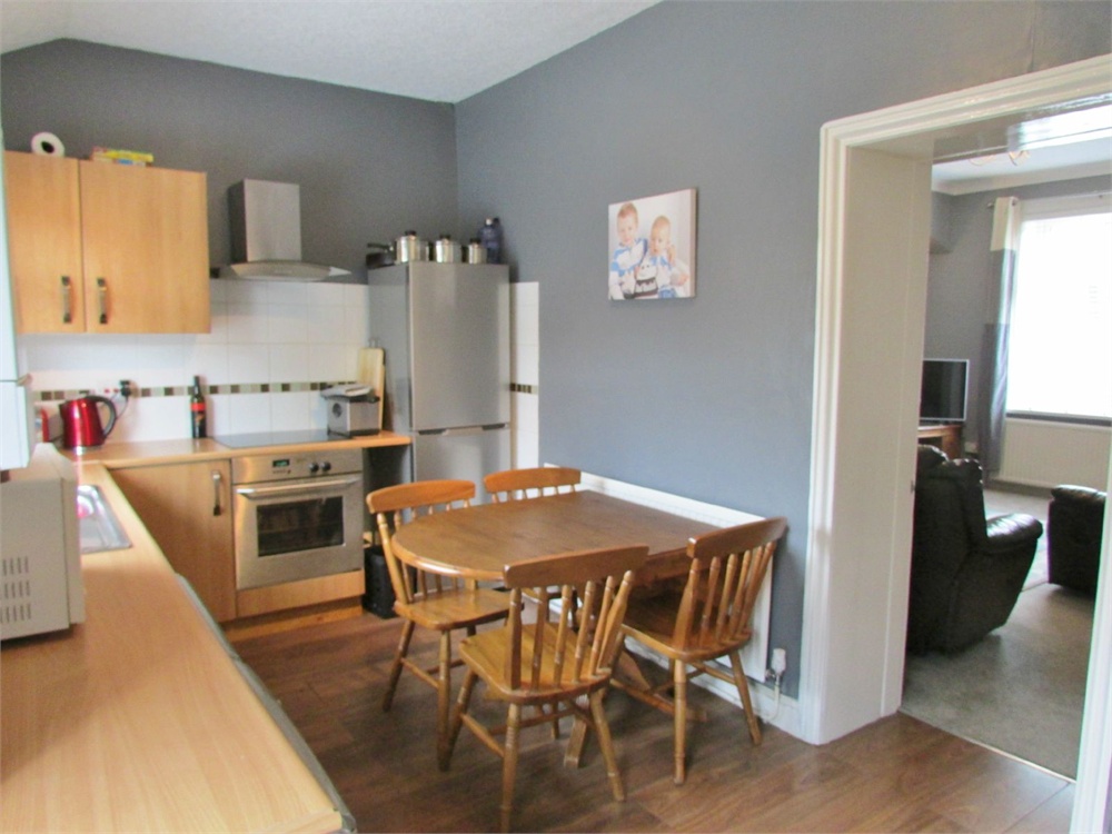21 Quarmby Road, Huddersfield
