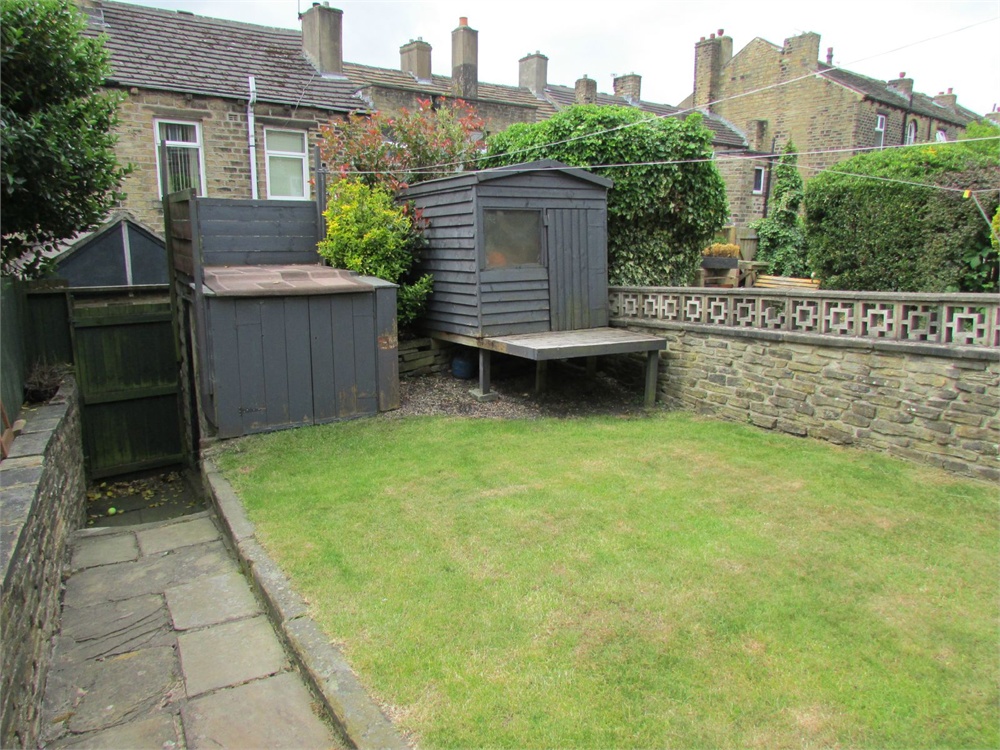 21 Quarmby Road, Huddersfield