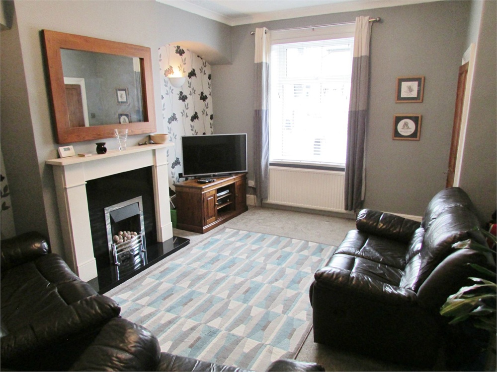 21 Quarmby Road, Huddersfield