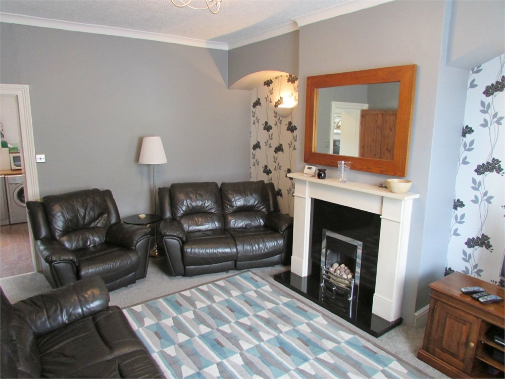 21 Quarmby Road, Huddersfield