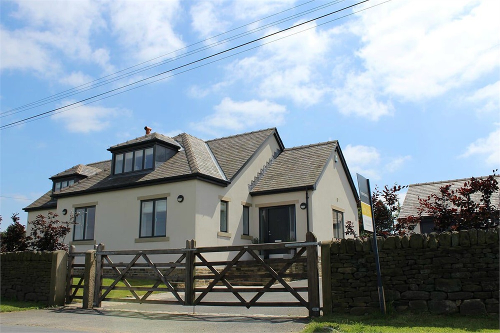 Thornlea, Oldfield Road, Honley, HD9 6RN