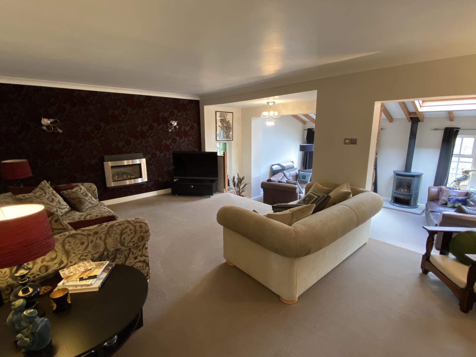 4 Dean Bridge Lane, Hepworth HD9 1TR