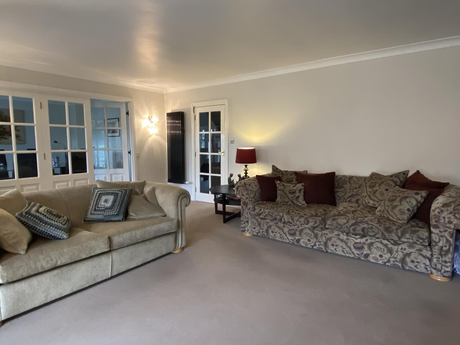 4 Dean Bridge Lane, Hepworth HD9 1TR
